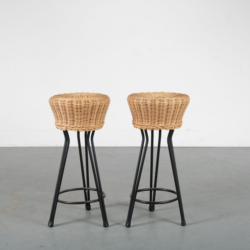 Vintage tripod wicker stool, Netherlands, 1950