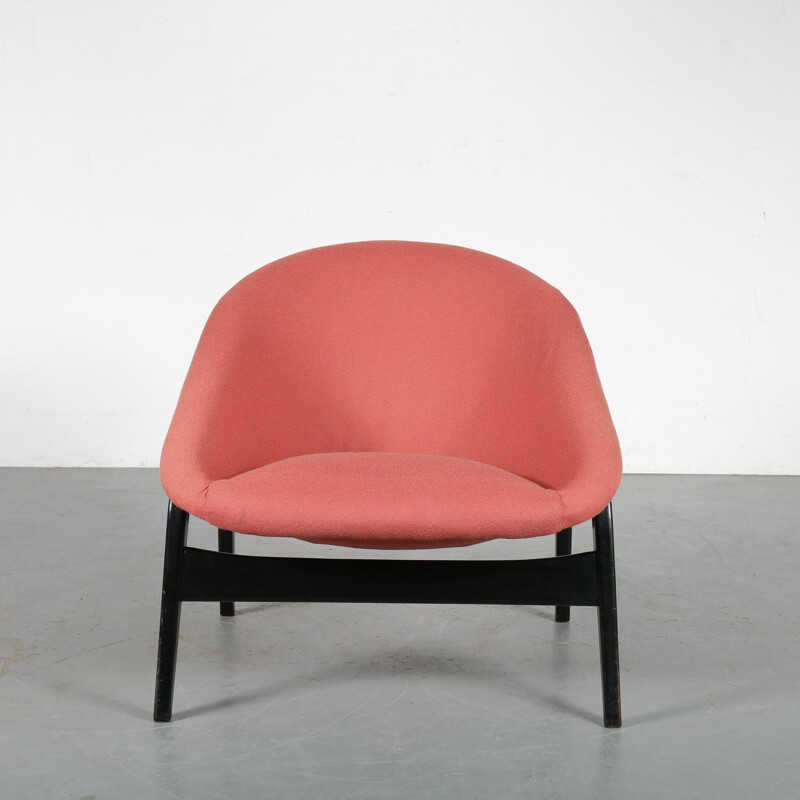 Vintage armchair model 118 by Hartmut Lohmeyer from by Artifort, Netherlands, 1950s