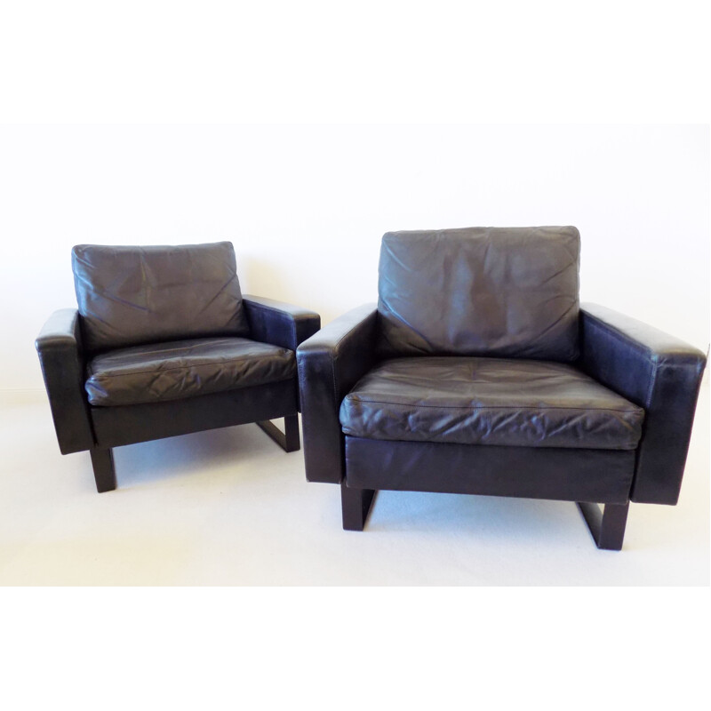 Set of 2 leather armchairs with ottoman by Friedrich Wilhelm Möller for COR, 1963