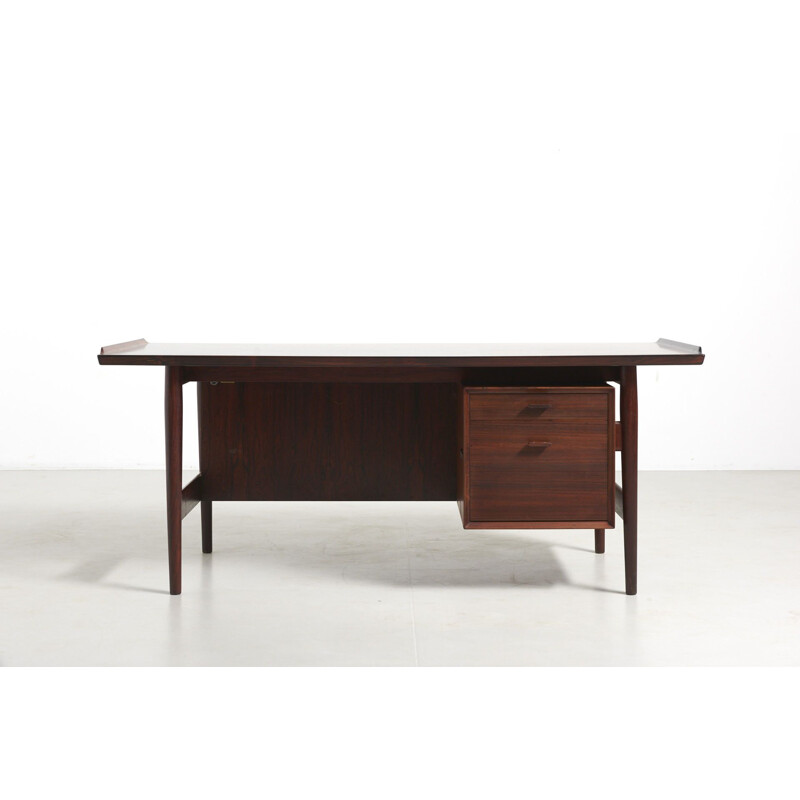 Vintage desk by Arne Vodder in rosewood