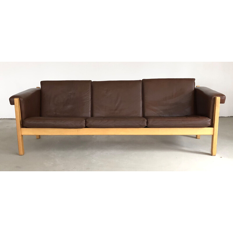 Vintage Danish 3-Seat Sofa in Oak and Brown Leather by  Hans J. Wegner for GETAMA 1960s