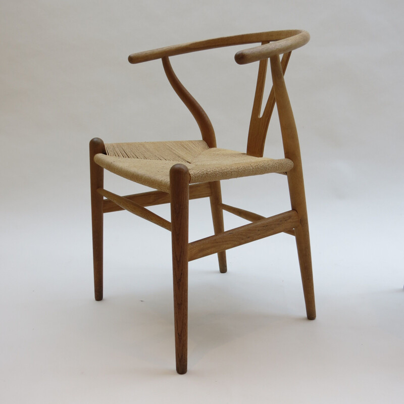 Paire de chaises Wishbone Ch24 Vintage par Hans J Wegner pour Carl Hansen 