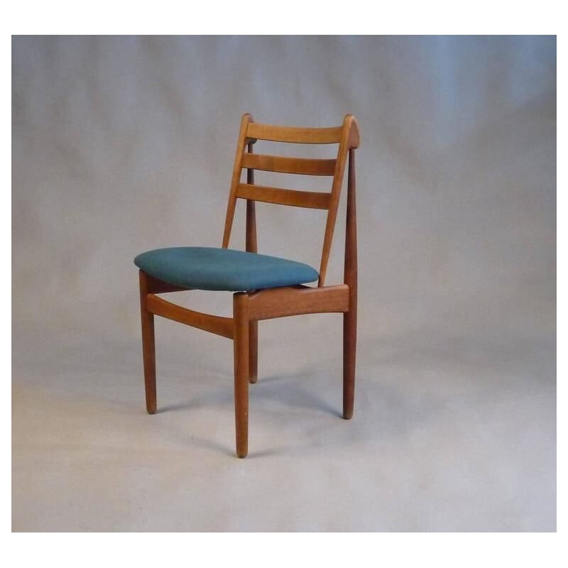 Ensemble de cinq chaises de salle à manger vintage Poul Volther en chêne, Inc. Retapissé