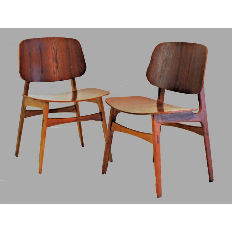 Set of Two Vintage Borge Mogensen Shell Chairs in Oak and Teak