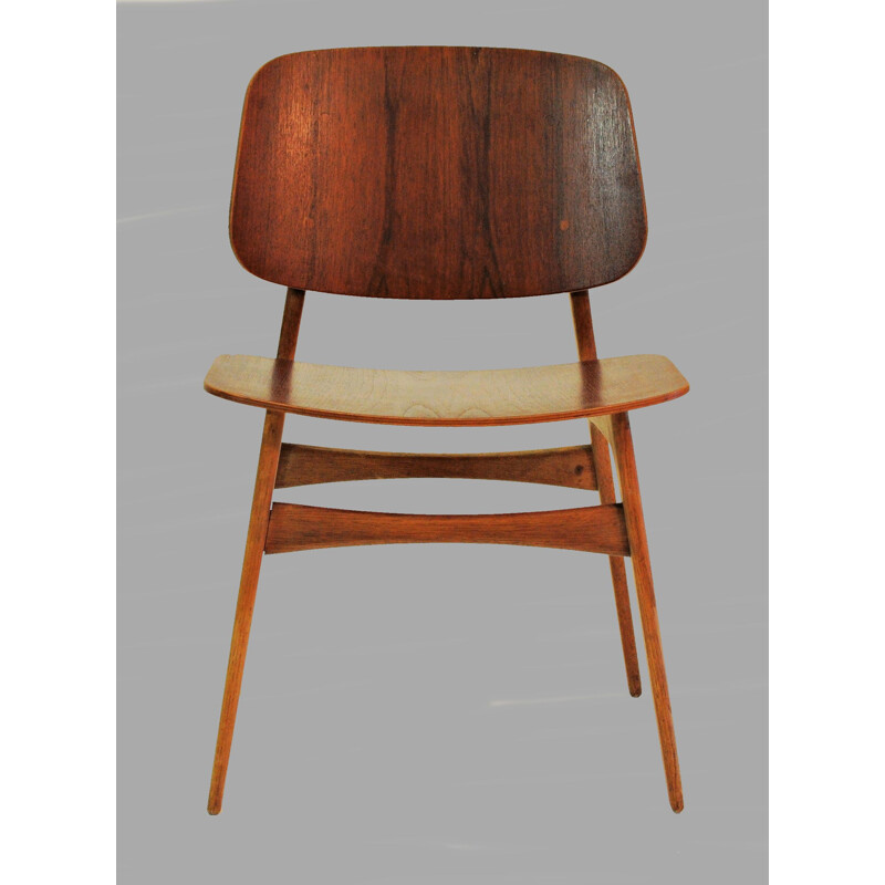 Set of Two Vintage Borge Mogensen Shell Chairs in Oak and Teak