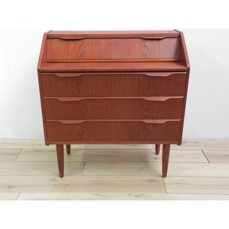 Danish chest of drawers in teak - 1960s