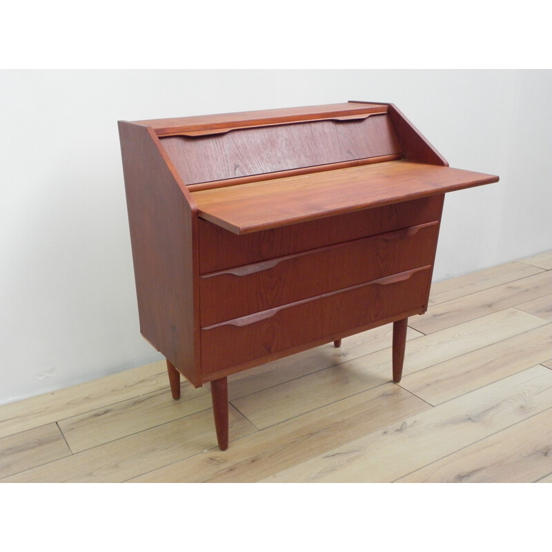 Danish chest of drawers in teak - 1960s