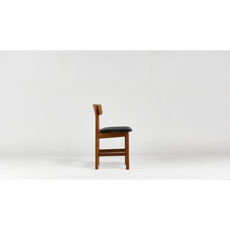 Suite de 4 chaises modèle "236", du designer danoisBørge Mogensen pour Fredericia