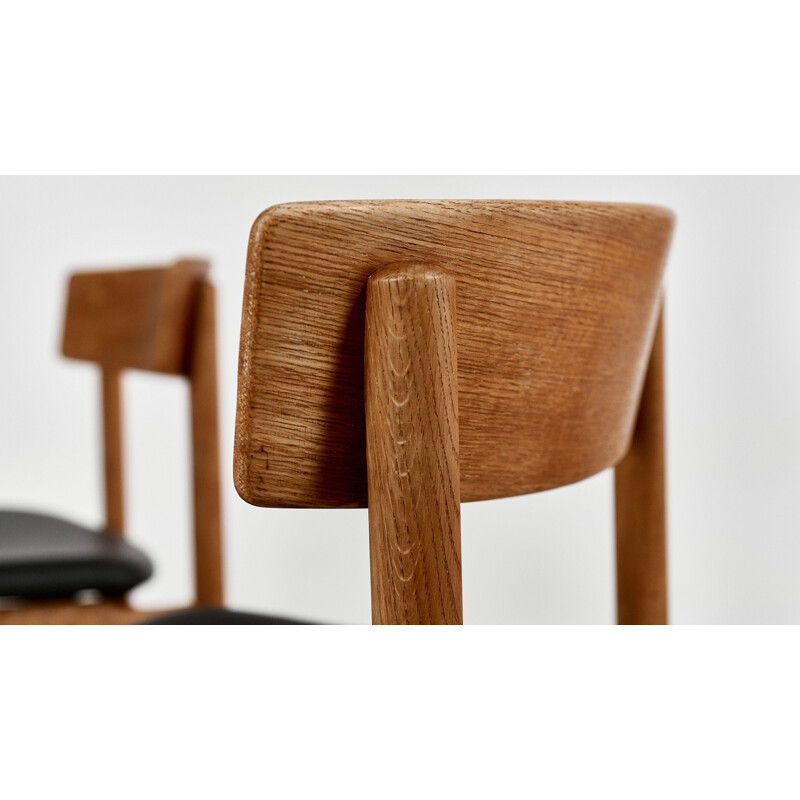 Suite of 4 chairs model "236", from the Danish designerBørge Mogensen for Fredericia
