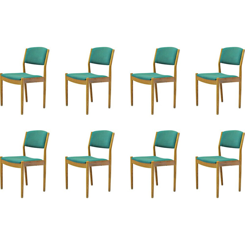 Juego de ocho sillas de comedor de roble de época Poul Volther, Inc. tapizadas
