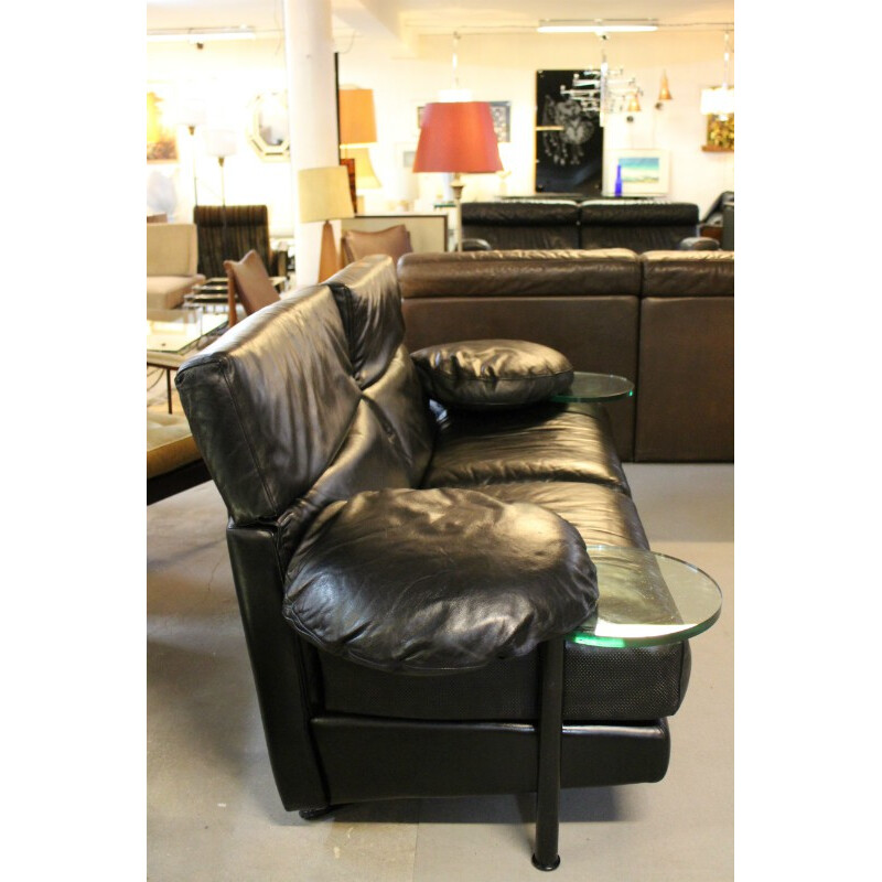 B&B Italian sofa in leather with built-in glass trays - 1980s