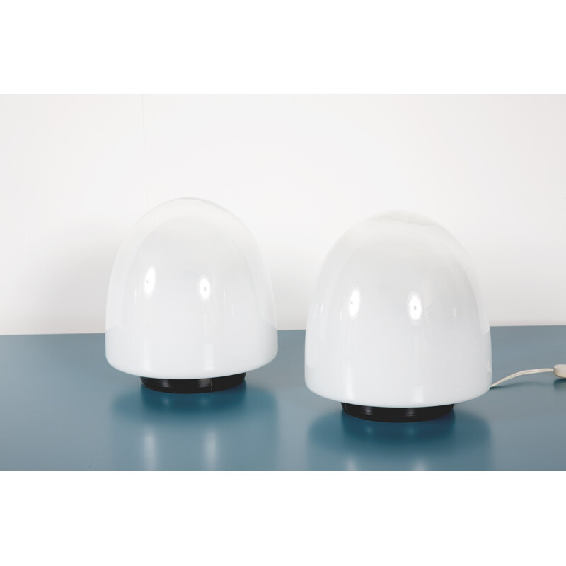 Pair of white opaline Leucos lamps, Giusto TOSO - 1970s