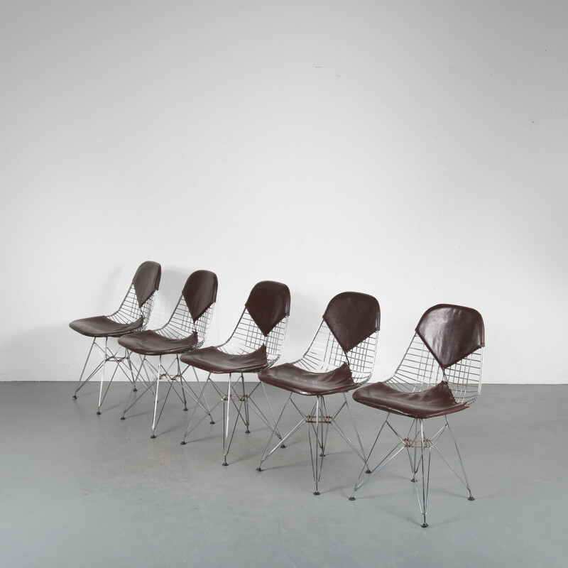 Set of 5 Vintage Bikini dining chairs  designed by Charles & Ray Eames, manufactured by Herman Miller 1960