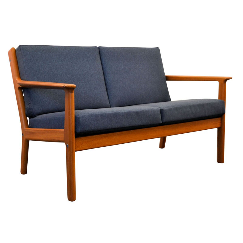 Vintage Danish Hans J. Wegner 2-seating sofa