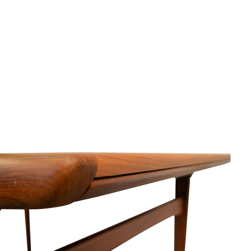 Vintage teak dining table by Johannes Andersen for Uldum Møbelfabrik