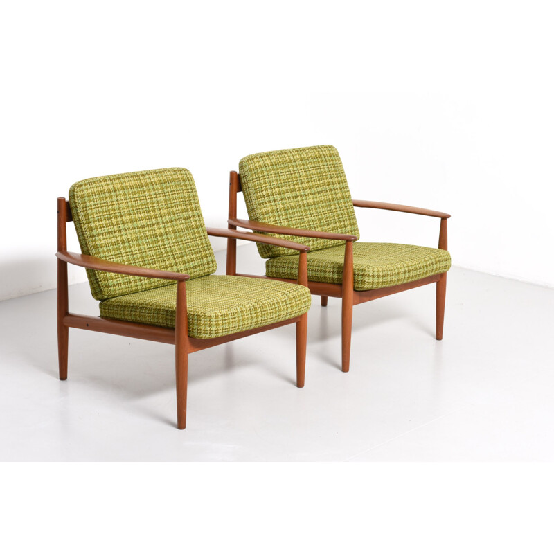 Paire de fauteuils France and Son modèle 118, Grete JALK - 1960