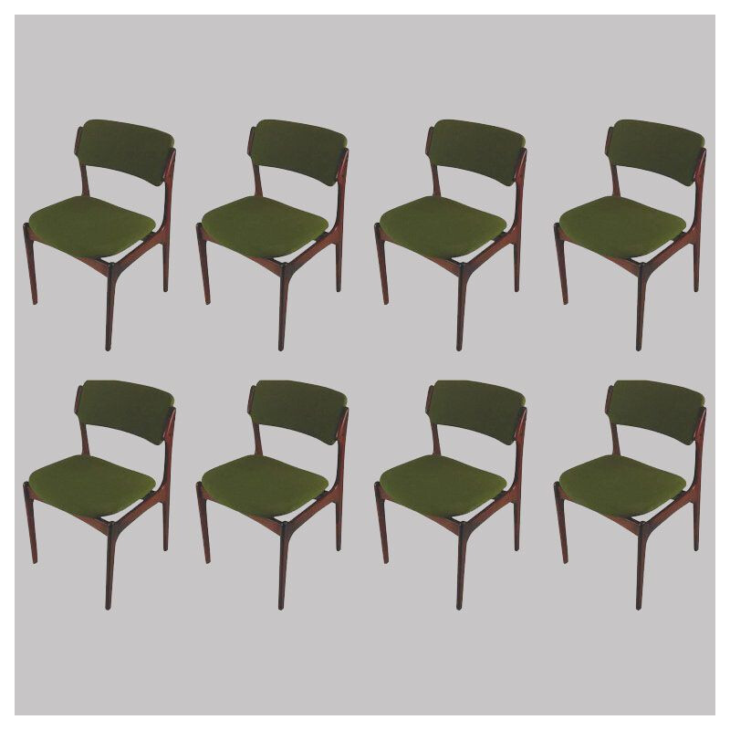 lot de huit chaises de salle à manger vintage en bois de rose 1960s Erik Buch 