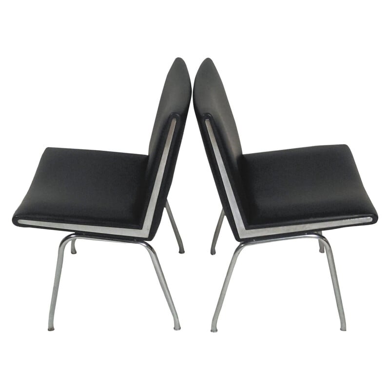 Set van twee vintage Hans J. Wegner stoelen voor A.P. Stolen 1960