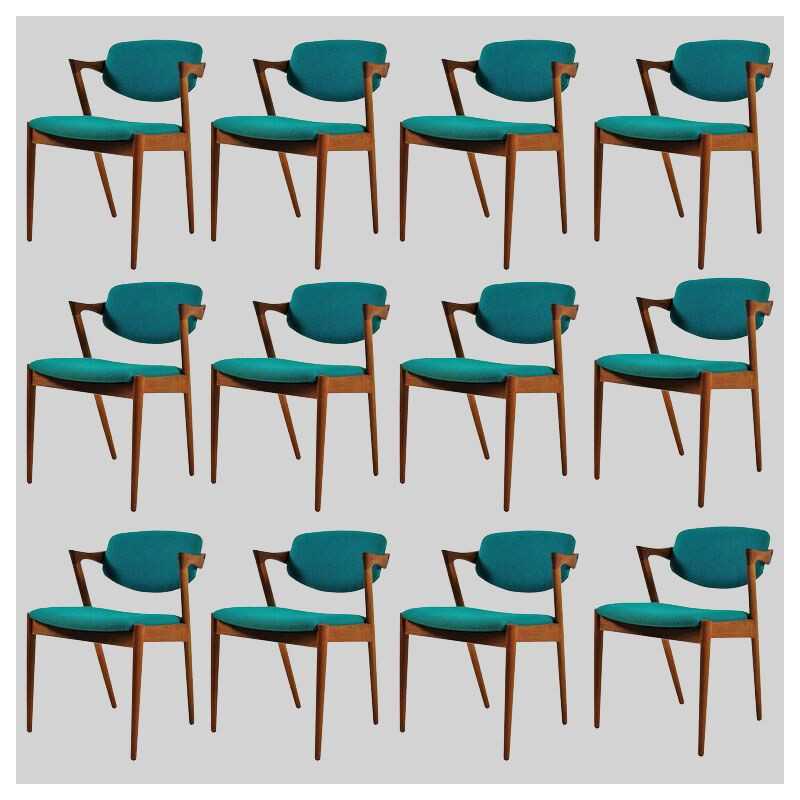 Ensemble de 12 chaises à repas vintage en teck de Kai Kristiansen, 1960