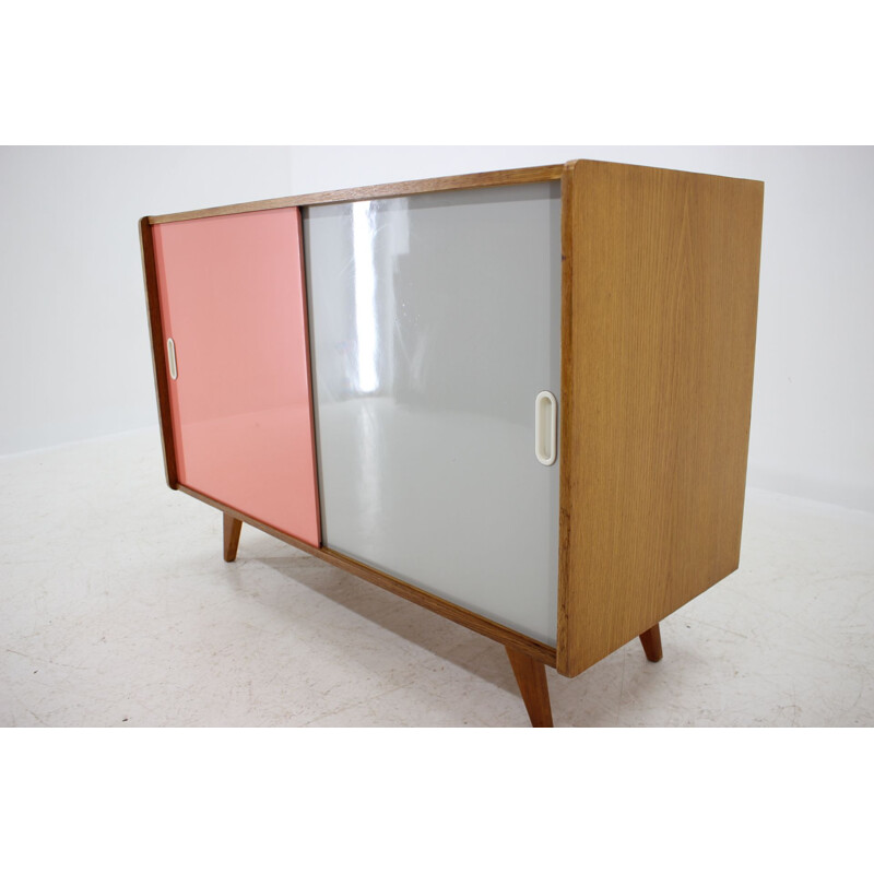 Vintage eiken dressoir van Jiří Jiroutek, Tsjecho-Slowakije 1960