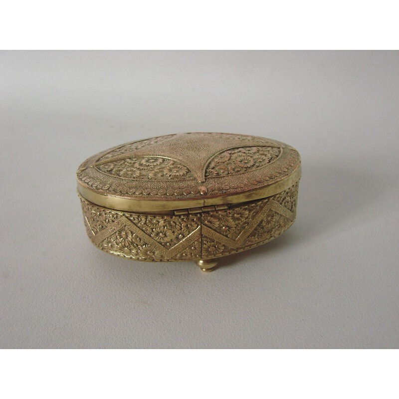 Boîte à bijoux vintage en laiton 1900