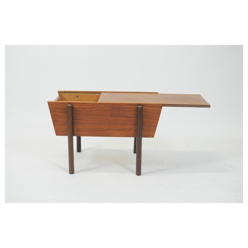 Table d'appoint de couture danoise en teck, 1960