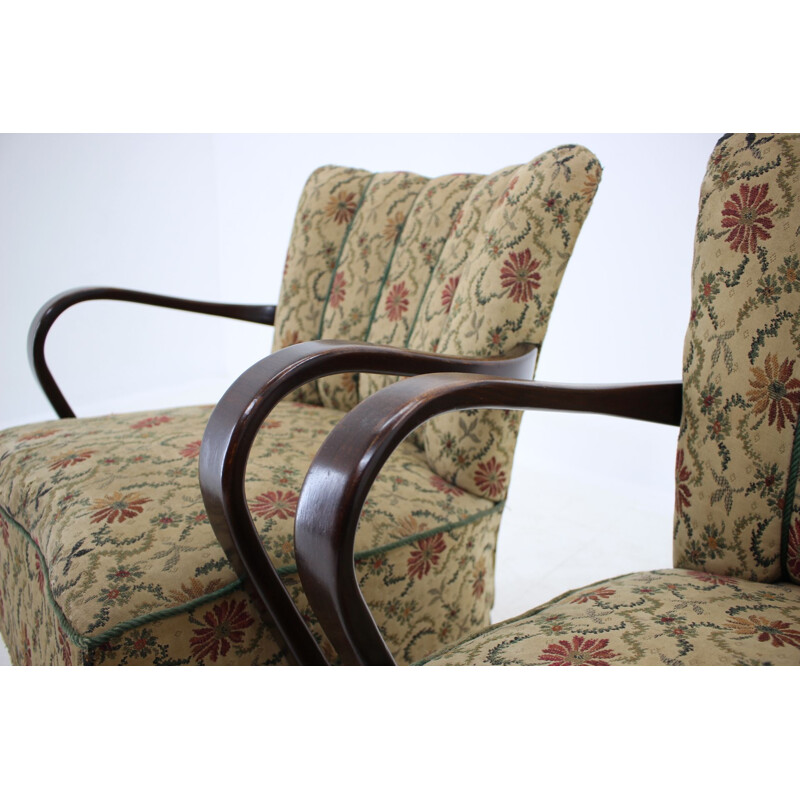 Set of 2 vintage armchairs by Jindřich Halabala, model H-237