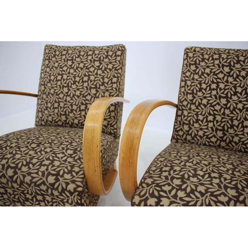 Pair of vintage wooden armchairs in fabric designed by Jindřich Halabala, Czechoslovakia 1960