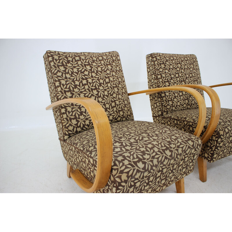 Pair of vintage wooden armchairs in fabric designed by Jindřich Halabala, Czechoslovakia 1960