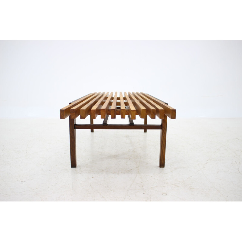 Table à fleurs vintage conçue par František Mezuláník, 1960