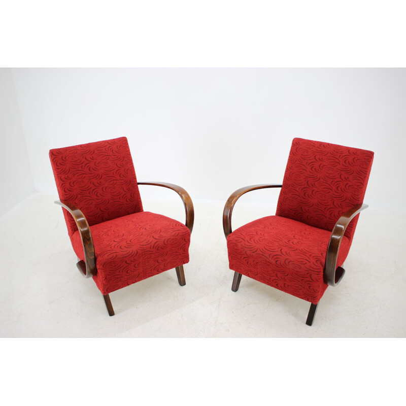 Pair of vintage armchairs designed by Jindřich Halabala, 1950