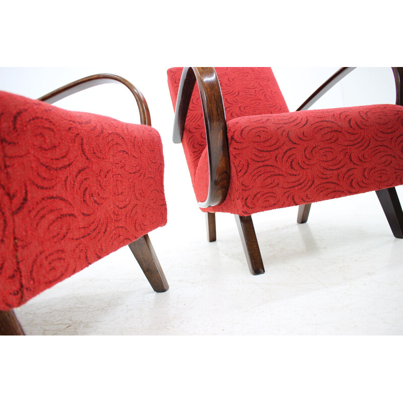 Pair of vintage armchairs designed by Jindřich Halabala, 1950