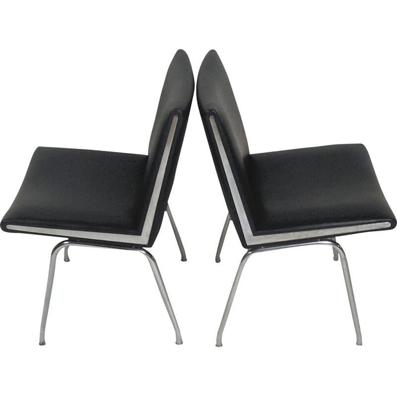 Set of Two Airport Lounge Chairs in Black by Hans J. Wegner  for A.P. Stolen 1960