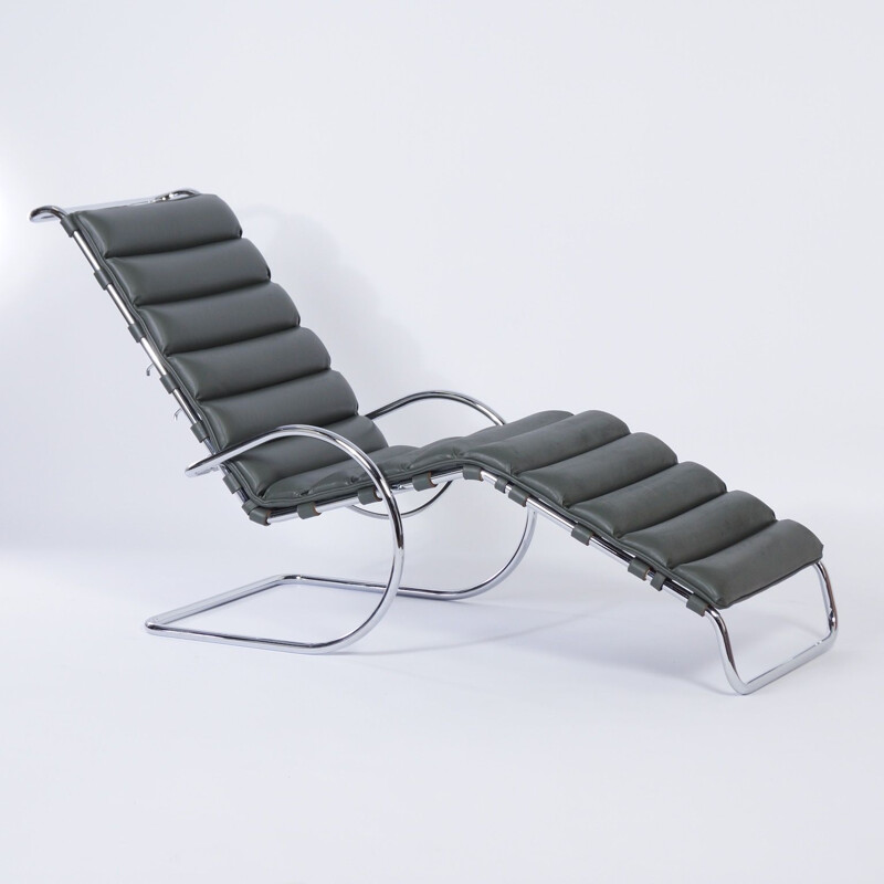 La poltrona vintage MR di Mies van der Rohe per Knoll, 2000