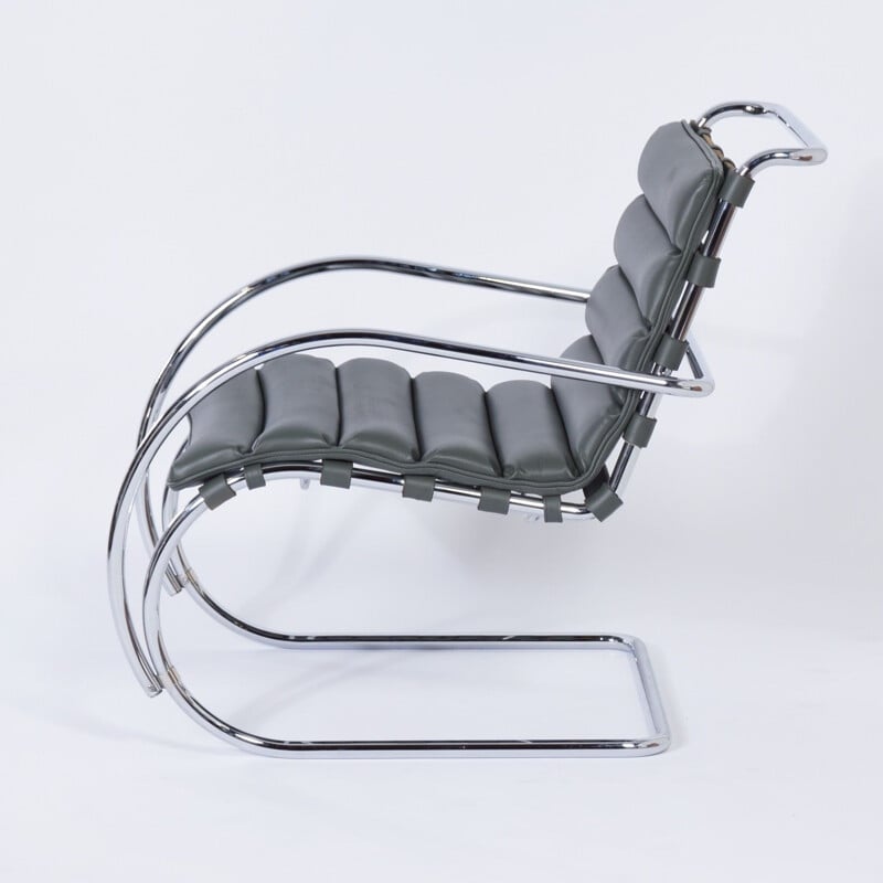 Chaise longue vintage MR avec Ottoman de Mies van der Rohe pour Knoll,  2000
