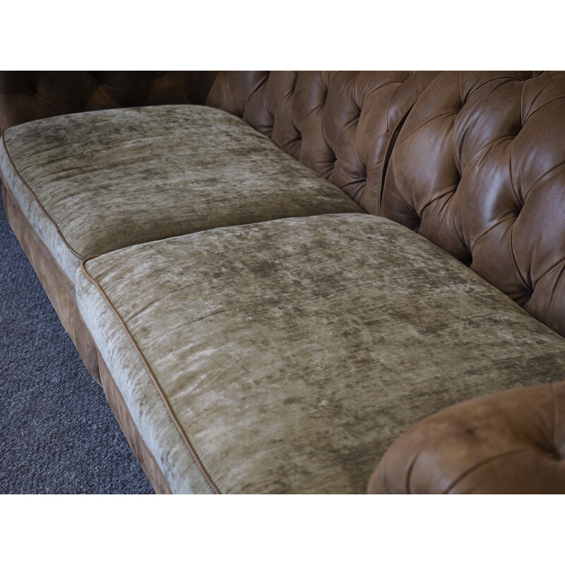 Chesterfield Style vintage Four Seater Sofa Settee Brown Leather 