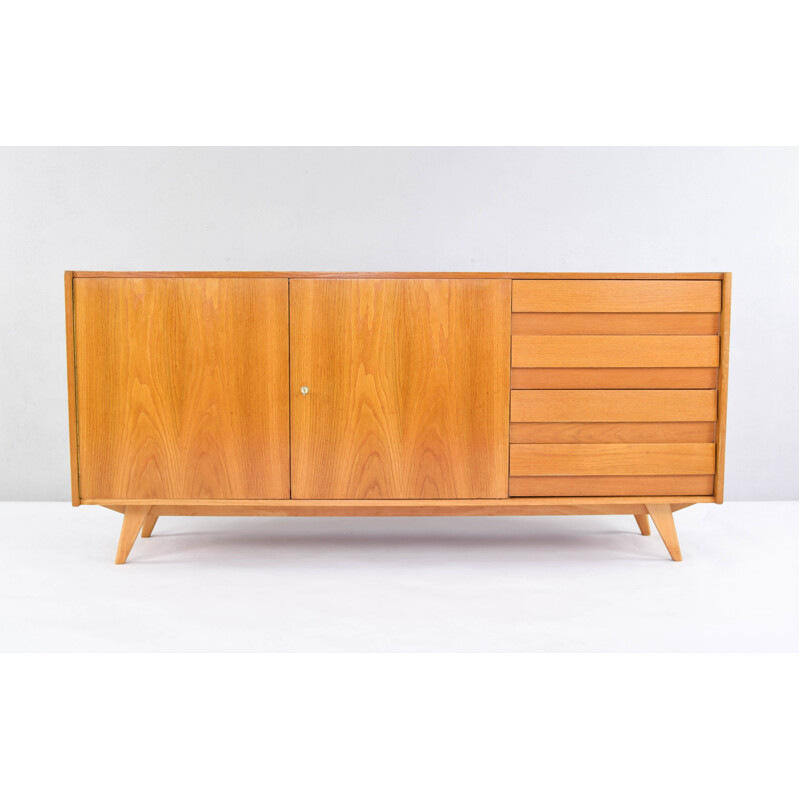 Beech U-460 sideboard Jiří Jiroutek, 1960s