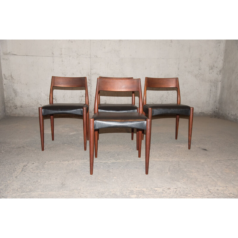 Set of 4 vintage chairs, model MK175, 1961