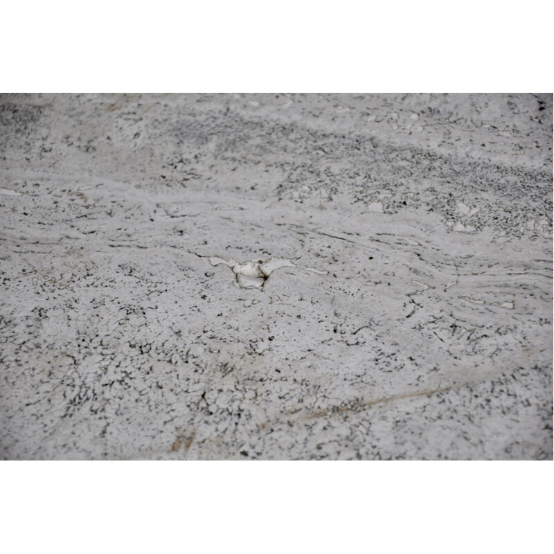 Vintage meal table round in travertine