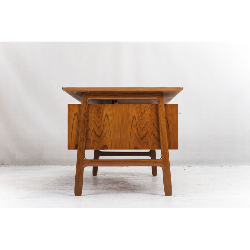 Vintage model 75 desk from Omann Jun, 1960s