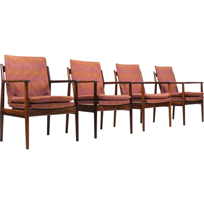 Vintage set of 4 model 341 rosewood lounge chairs by Arne Vodder for Sibast