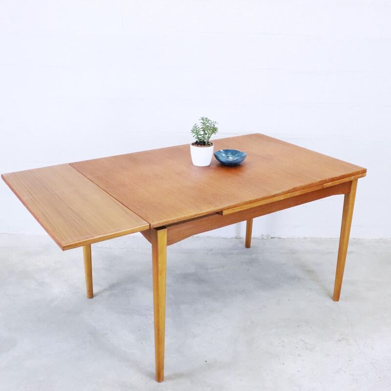 Extendable teak dining table, 1960