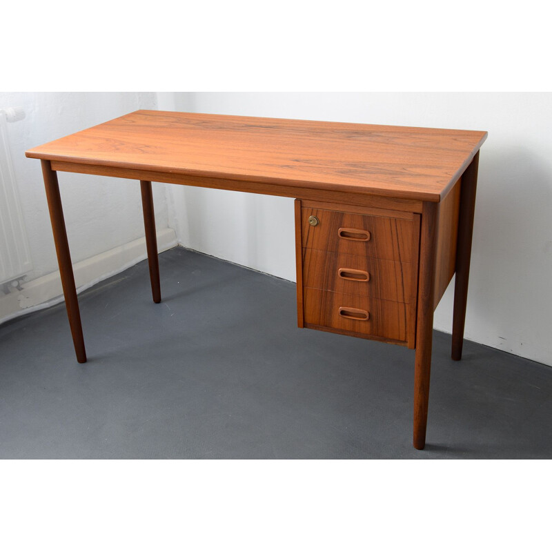 Teak vintage desk with 3 drawers, 1960s