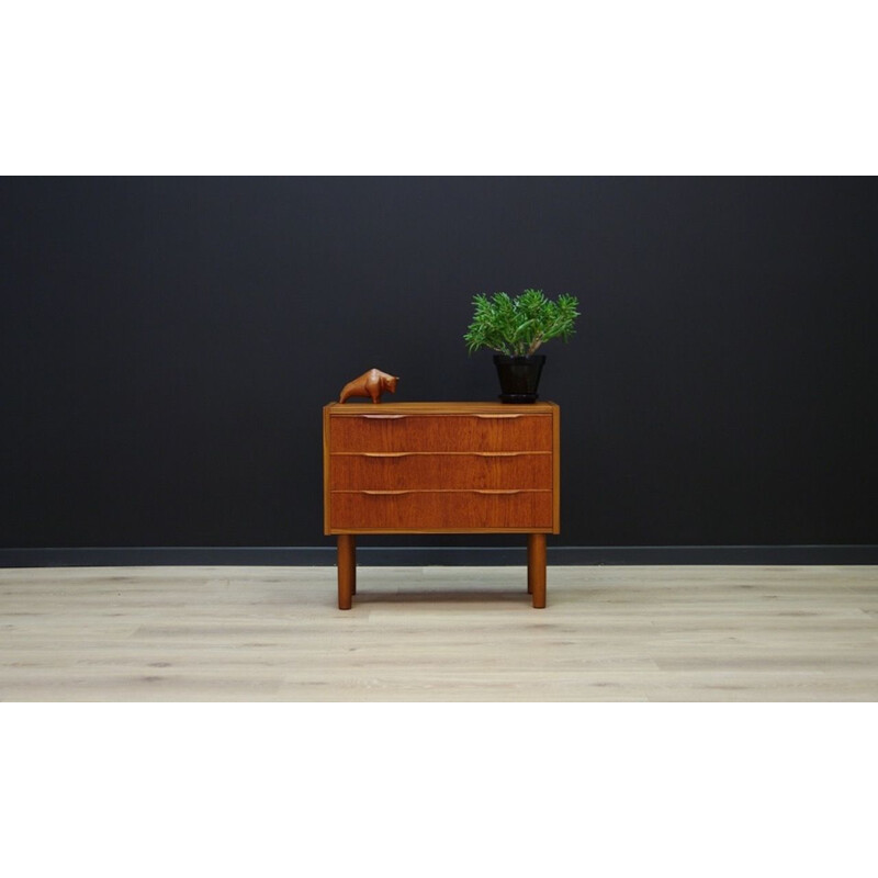 Danish vintage cabinet in teak