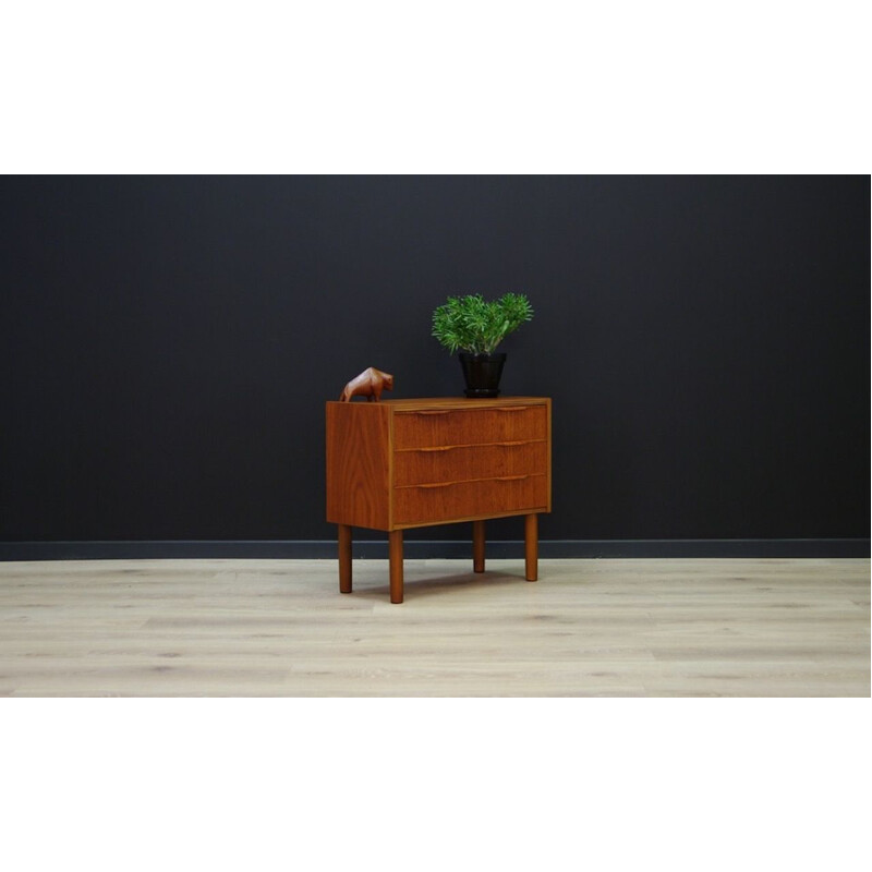 Danish vintage cabinet in teak