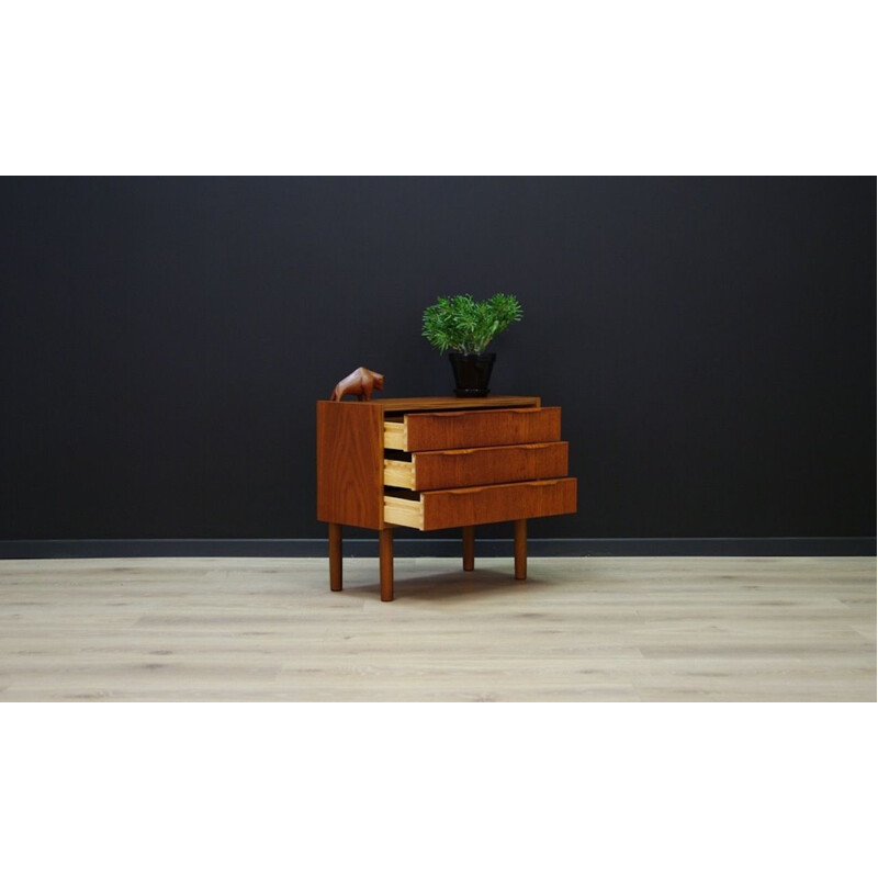 Danish vintage cabinet in teak