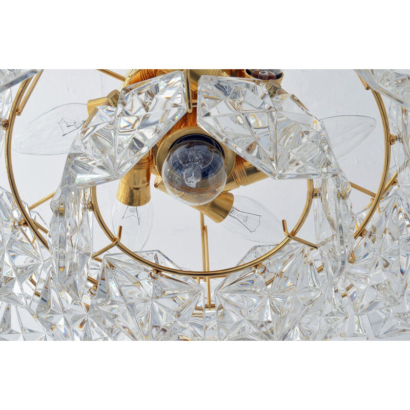  Vintage 3-tiered chandelier with 46 faceted crystals and gilt brass, from Kinkeldey, 1970s