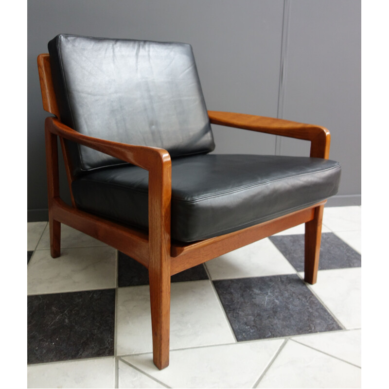 Vintage black leather and teak relax chair, Denmark, 1960s