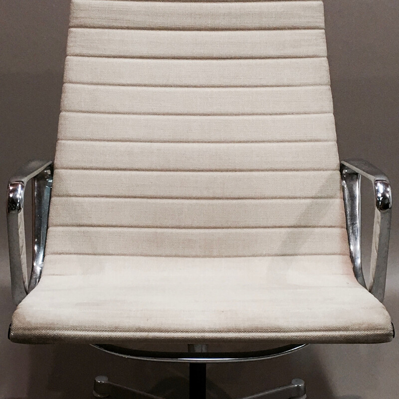 Fauteuil vintage Charles and Ray Eames EA116