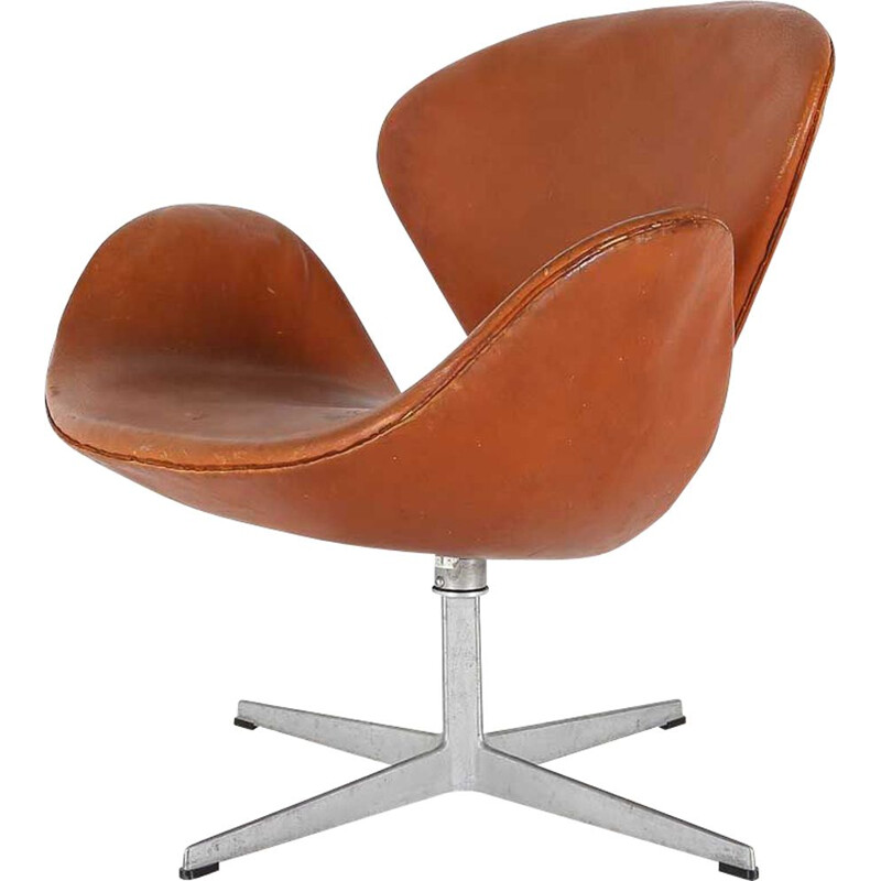 Vintage swan chair by Arne Jacobsen, 1960 